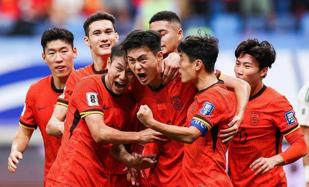 关于10险胜！国足东亚杯击败中国香港队，全场数据暴露结构隐患！的信息