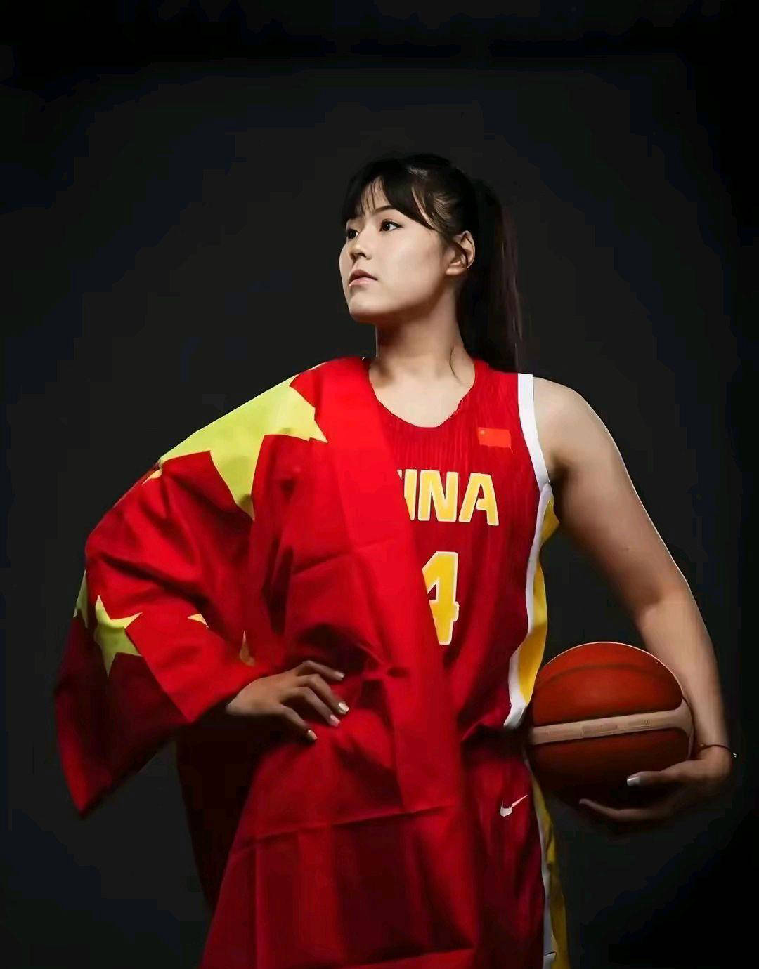 WNBA飞翼队86-83送太阳队五连败，李月汝11分9篮板3助攻1抢断的简单介绍